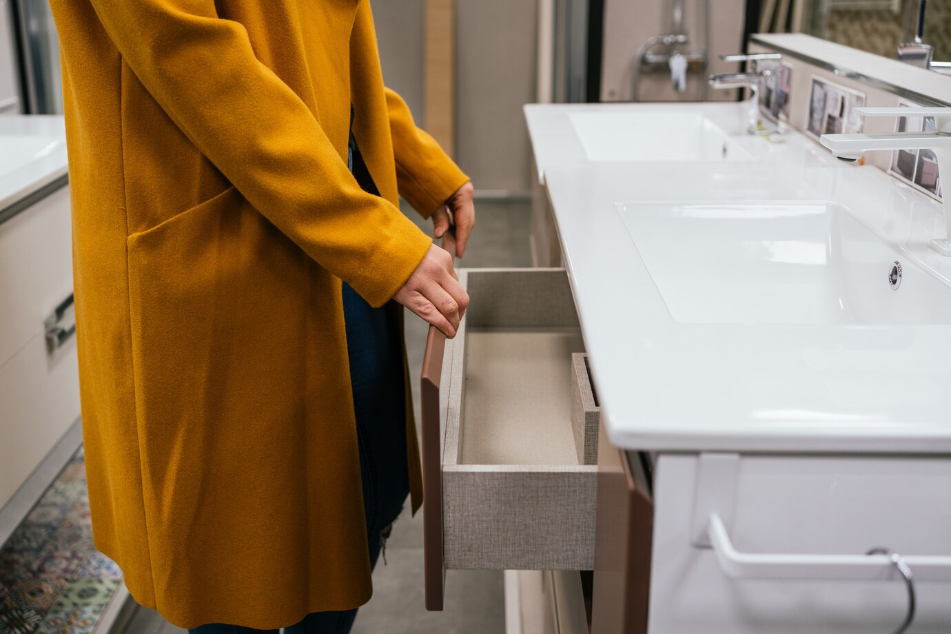 female-hand-holding-white-drawer-store_181624-51792 female-hand-holding-white-drawer-store_181624-51792
